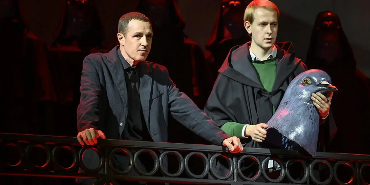 Маскарад с закрытыми глазами