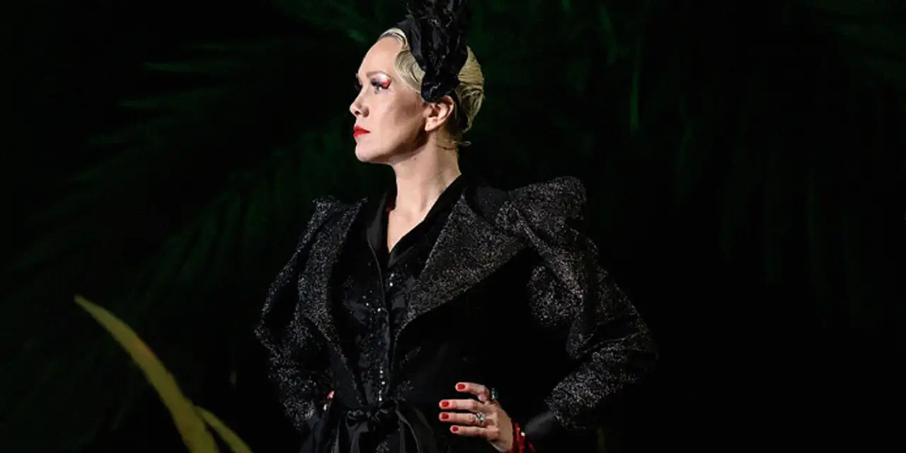 8 разгневанных женщин